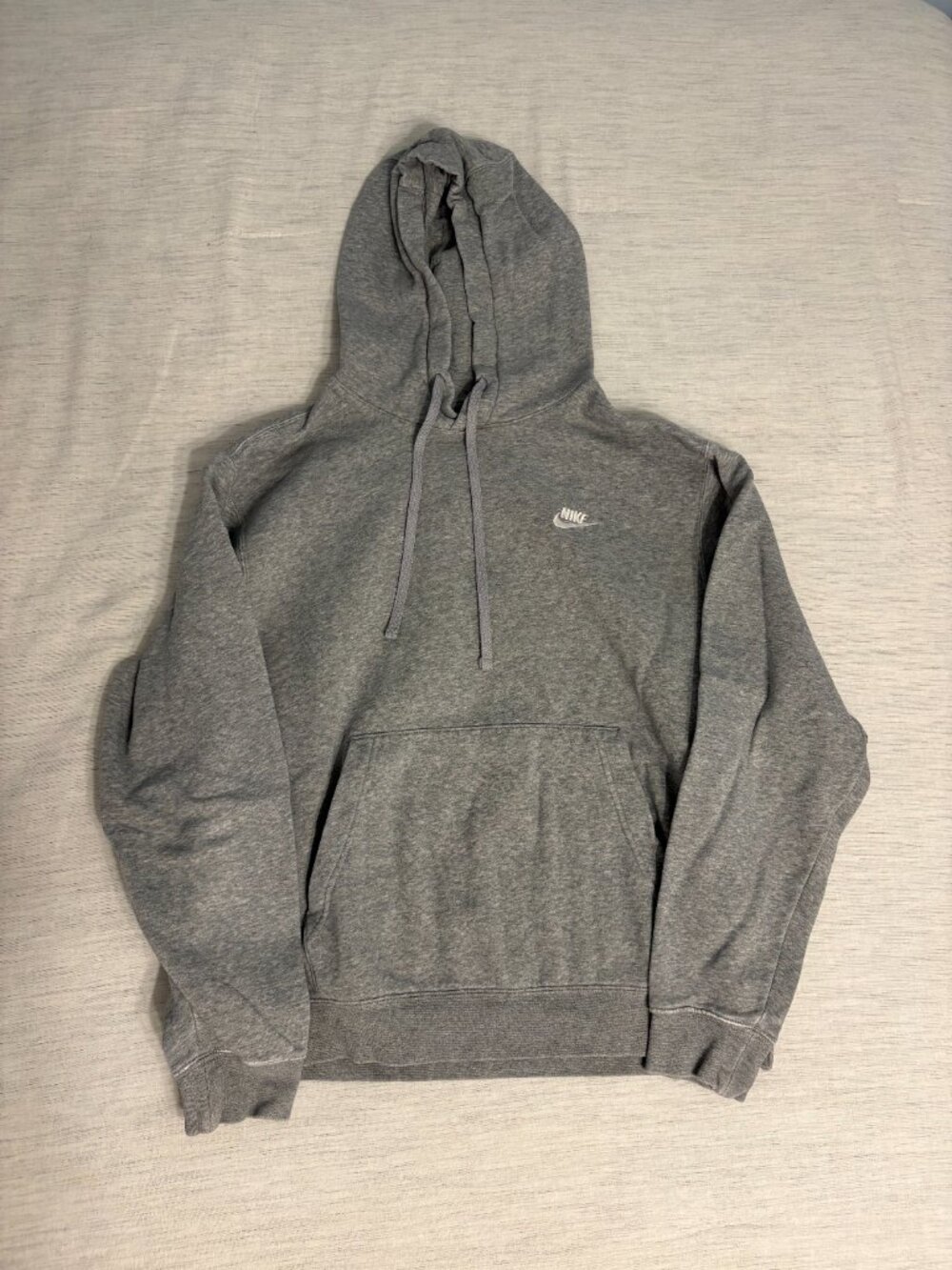 Nike Grey Pullover Hoodie Men’s Medium